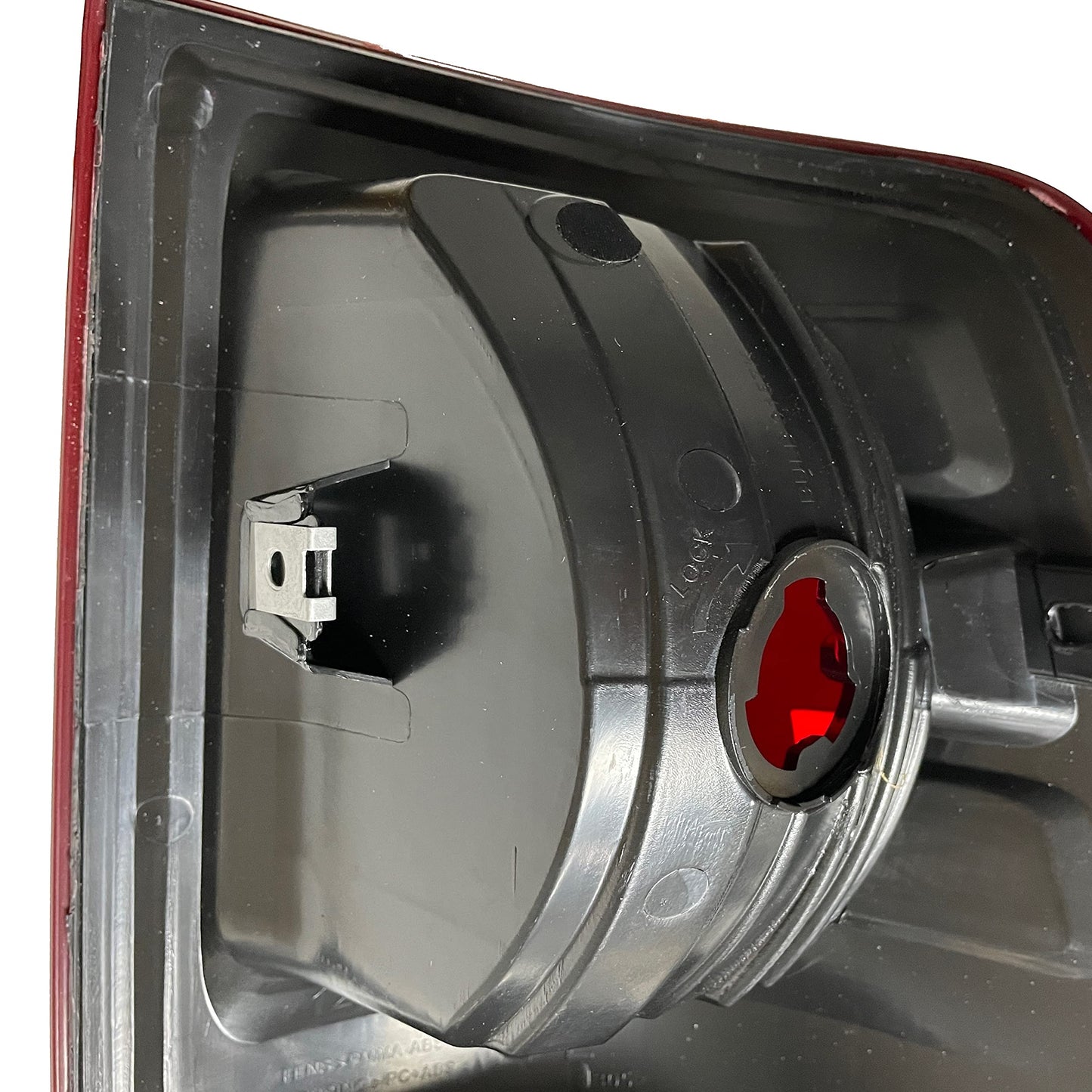 Dependable Direct Tail Light Lens & Housing for 2009-2017 Dodge Ram 1500 and 2010-2017 Dodge Ram 2500, 3500 - Tail Light Assembly Bulb not included